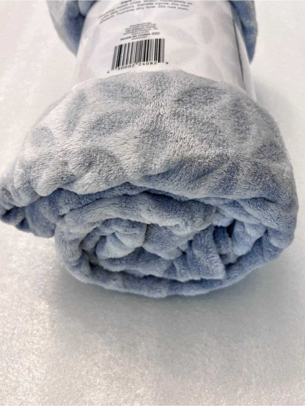 Comfort Bay Super Soft Throw - Light Blue Gray